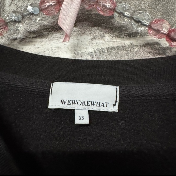 WeWoreWhat black cropped oversized sweater - Picture 3 of 9